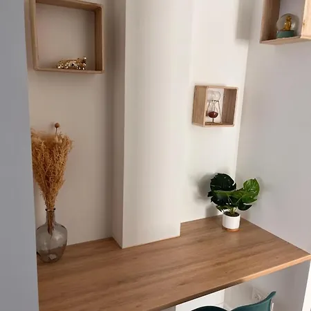 アパート Cosy Avec Terrasse, Proche Chantiers Et Airbus *