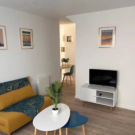 アパート Cosy Avec Terrasse, Proche Chantiers Et Airbus サン・ナゼール